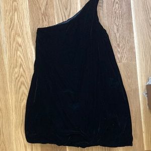 Diane vonFutstenberg black velvet off the shoulder Elisano dress size 12